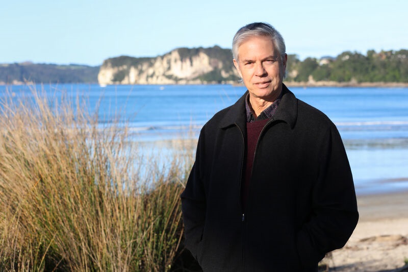 Len Salt Photo 2-small.jpg