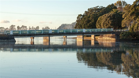 tairua-bridge-hero.090647.jpg