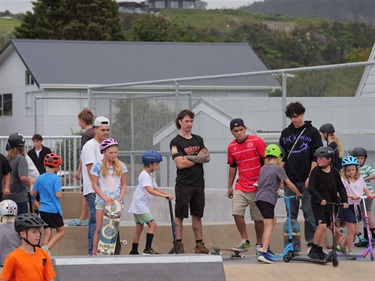 The first skaters on the park