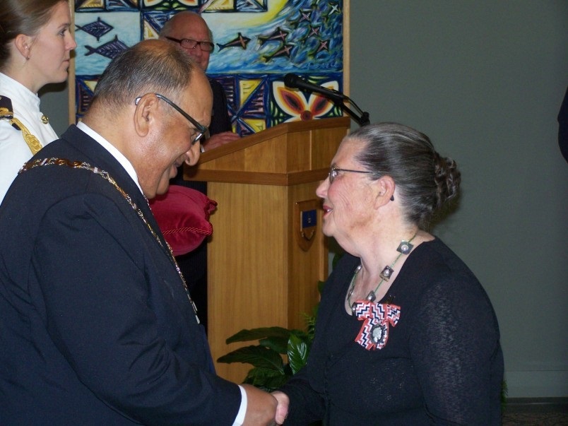 Sue Wright receiving QSM 2009.jpg