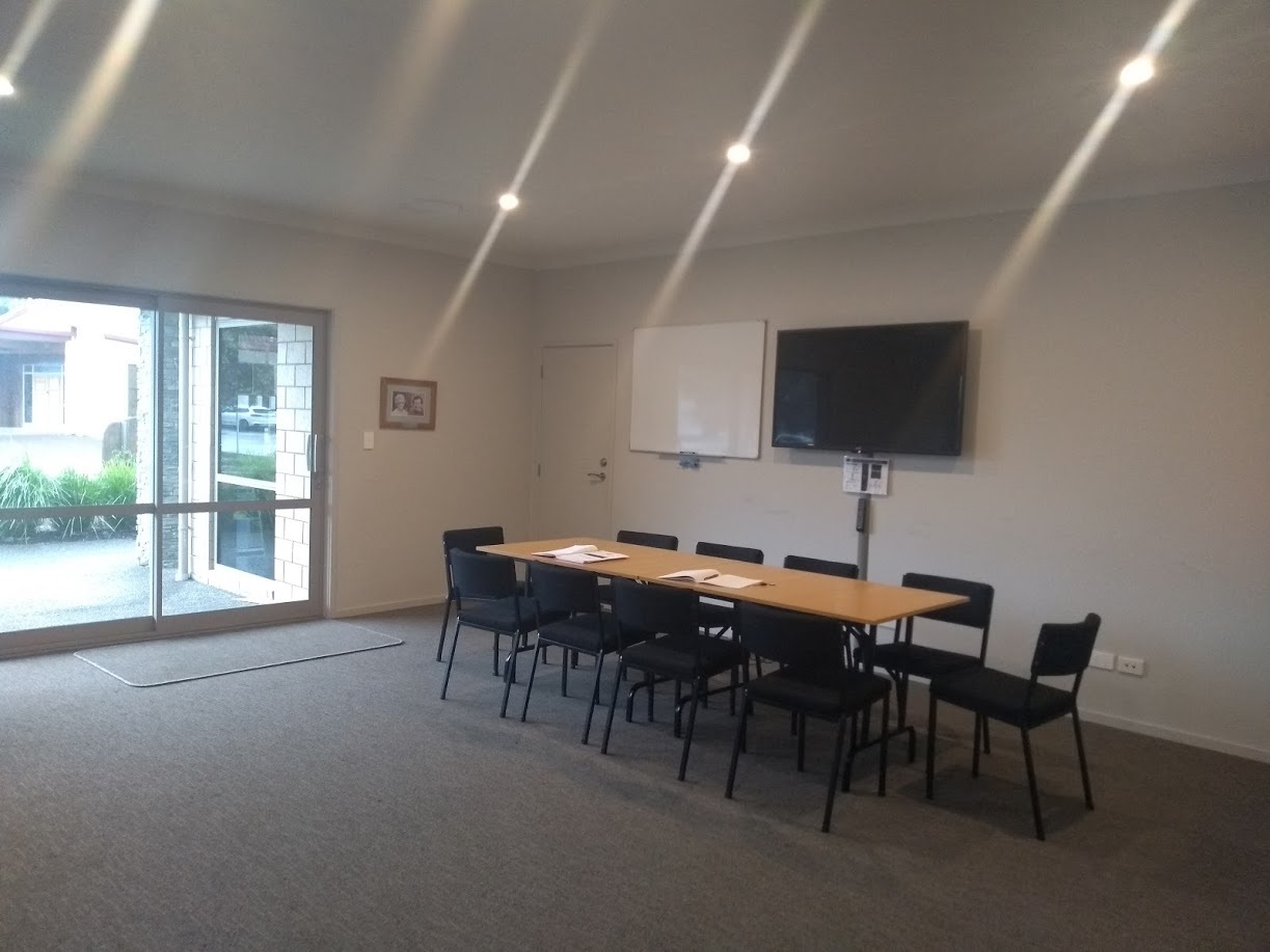 Pauanui Hub meeting room Aug 2019.jpg