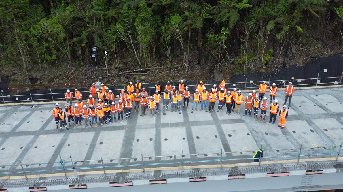 2023-11-17 09_14_39-Bridgedeckcrew.143837.JPG (1200×675).png