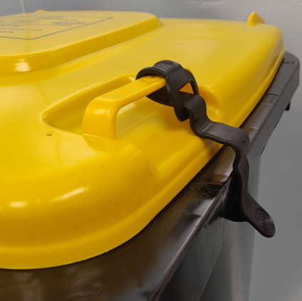 Square latch fully on yellow lidded bin.png