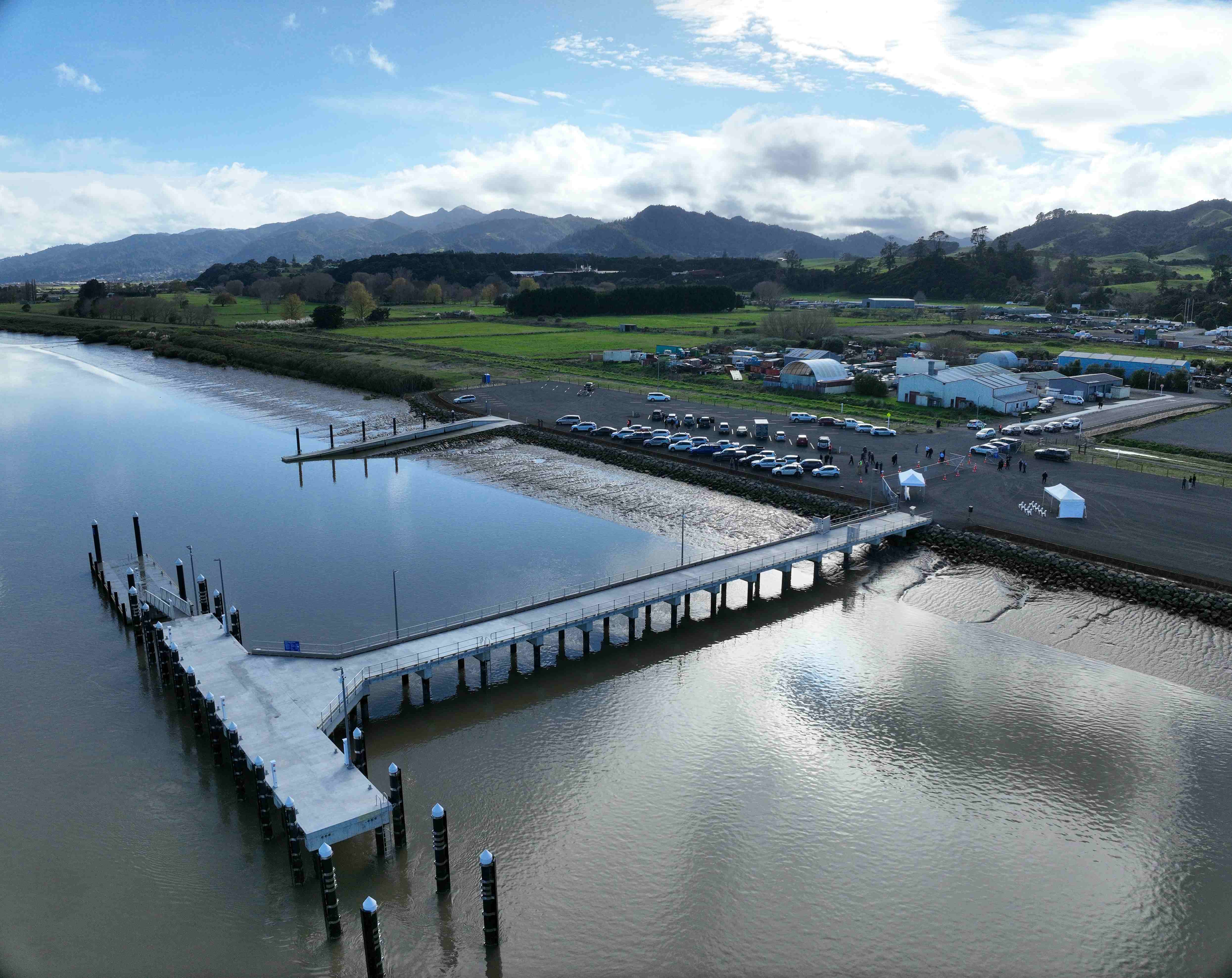 Kōpū commercial wharf access.jpg